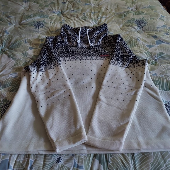 Vineyard Vines Black and White Fair Isle Sweater Fleece Funnel Neck - Picture 5 of 6